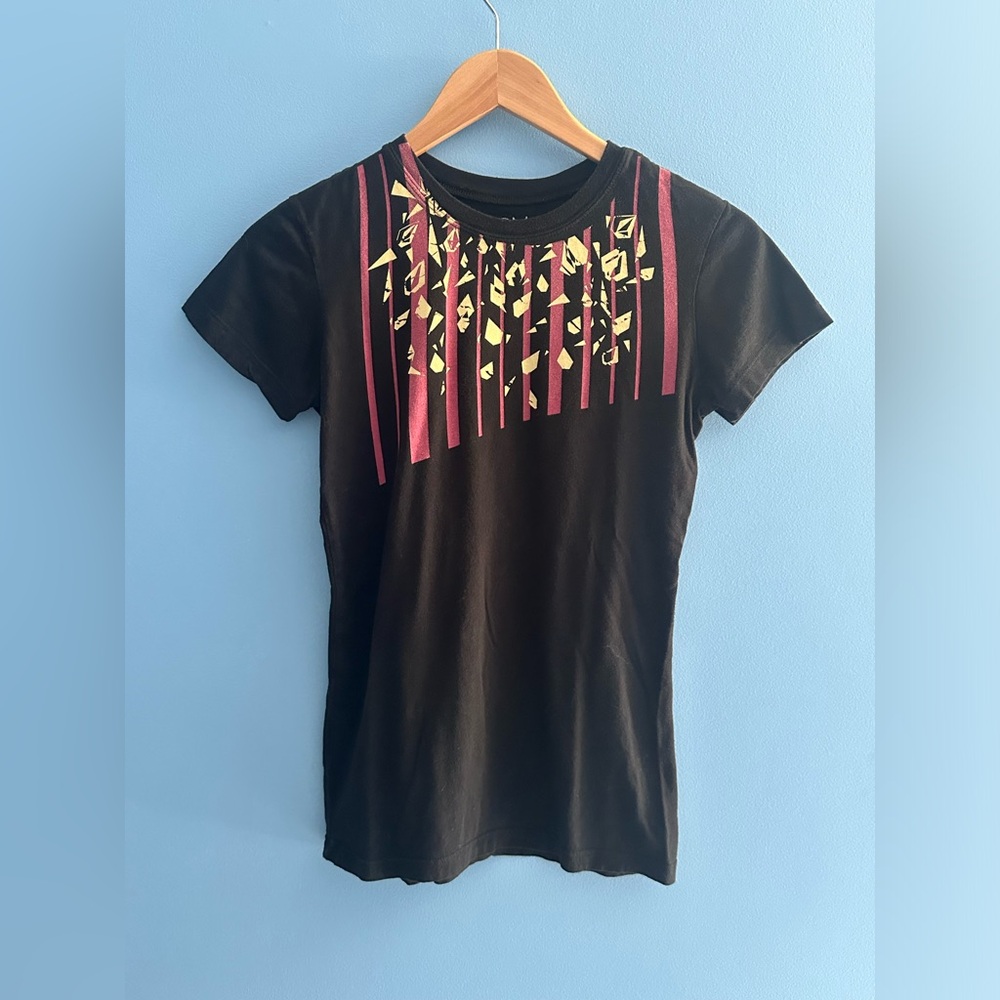 Volcom Y2K Women’s S/S Black Graphic Tee